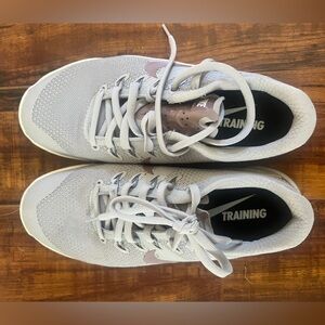 Nike Women’s Metcon4 Training Shoes 7.5
